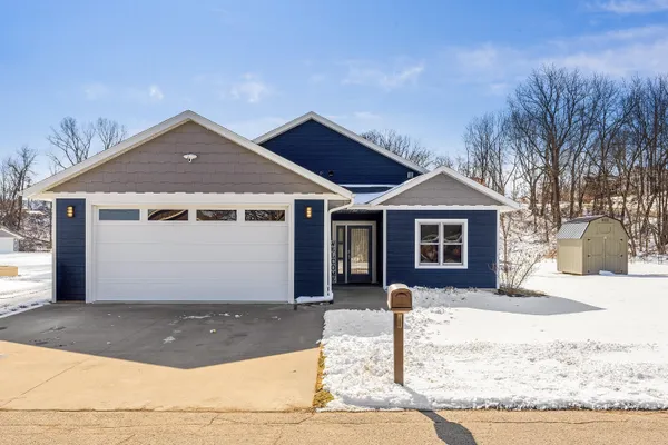 $320,000 | 20153 Hammer Avenue, Galesville, WI 54630