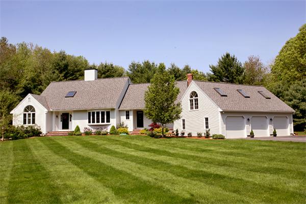 30 Porter Road Boxford, MA 01921 - Photo 1 of 1 Gallery Image 1