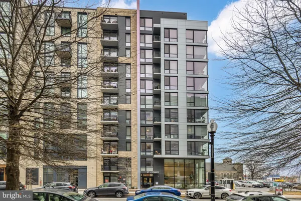 $425,000 | 37 L Street Southeast, Unit 803, Washington, DC 20003