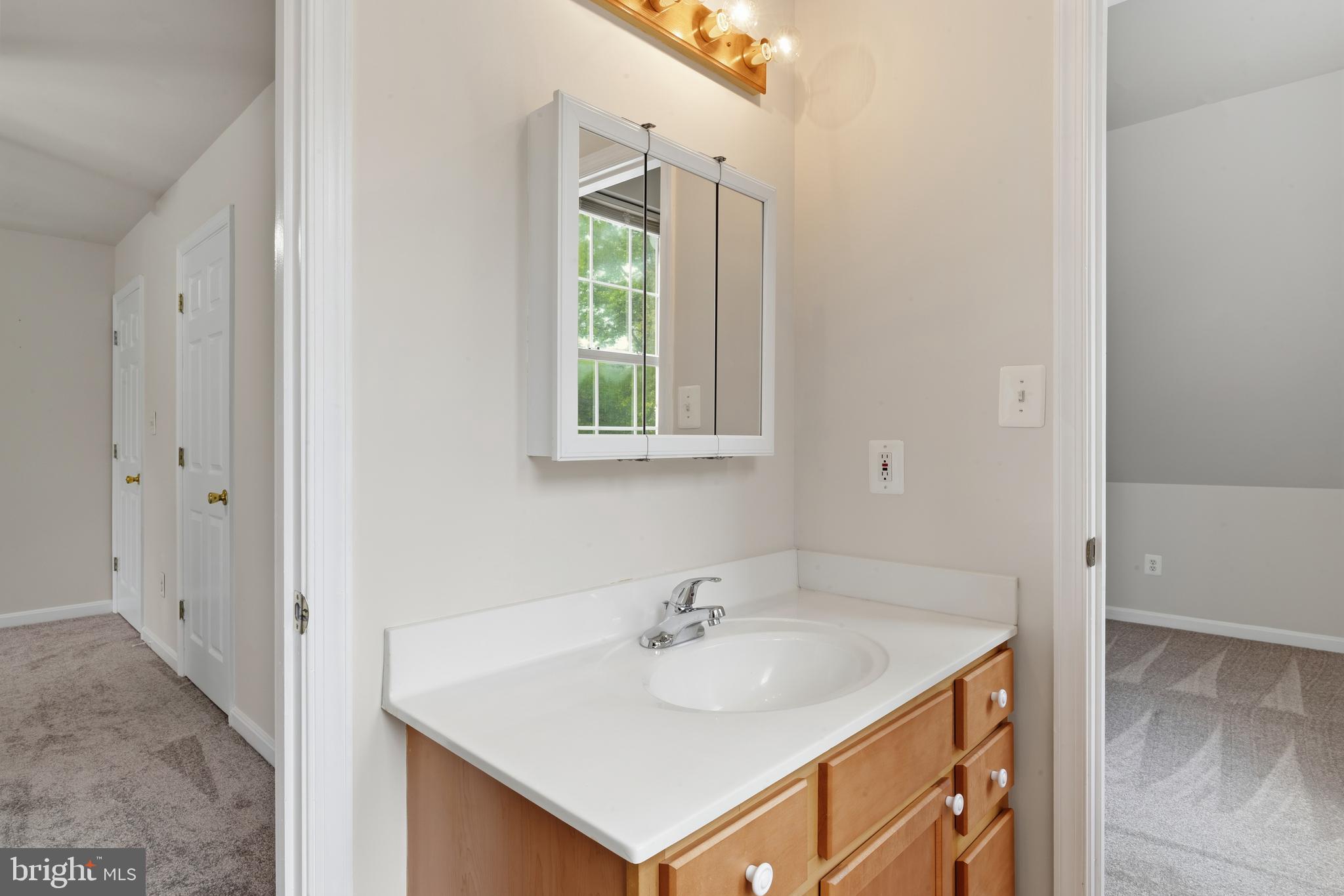 970 Lower Pindell Road Lothian, MD 20711 - Photo 62 of 77 Jack & Jill Bath between 1st and 2nd bedrooms