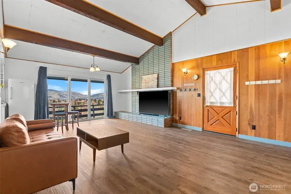 $669,000 | 1117 Appleland Drive, Wenatchee, WA 98801