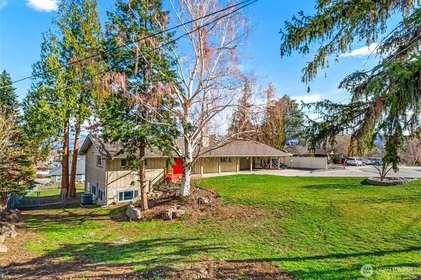 $669,000 | 1117 Appleland Drive, Wenatchee, WA 98801