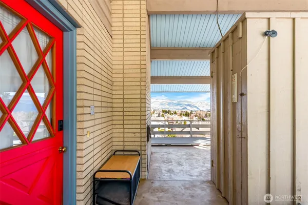 $669,000 | 1117 Appleland Drive, Wenatchee, WA 98801