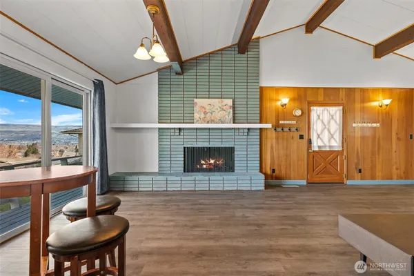 $669,000 | 1117 Appleland Drive, Wenatchee, WA 98801