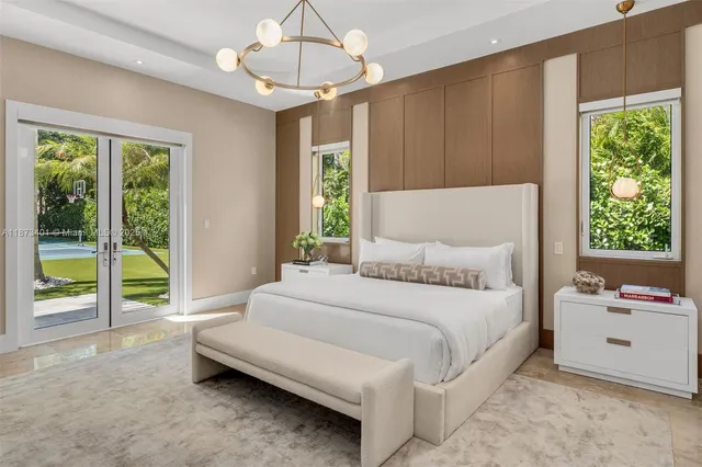 $9,695,000 | 6080 Southwest 104th Street, Pinecrest, FL 33156