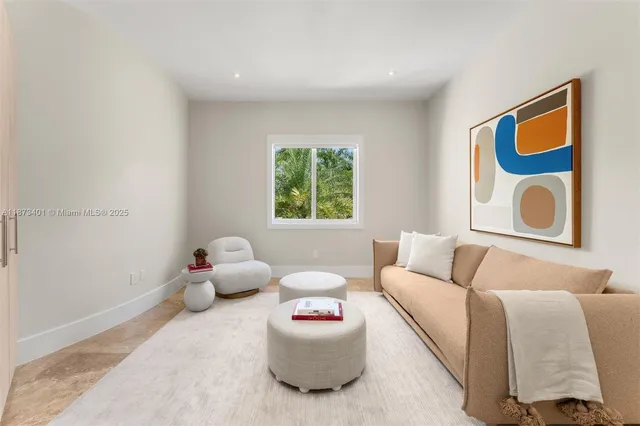 $9,695,000 | 6080 Southwest 104th Street, Pinecrest, FL 33156