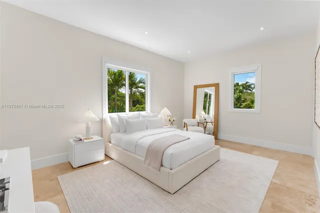 $9,695,000 | 6080 Southwest 104th Street, Pinecrest, FL 33156