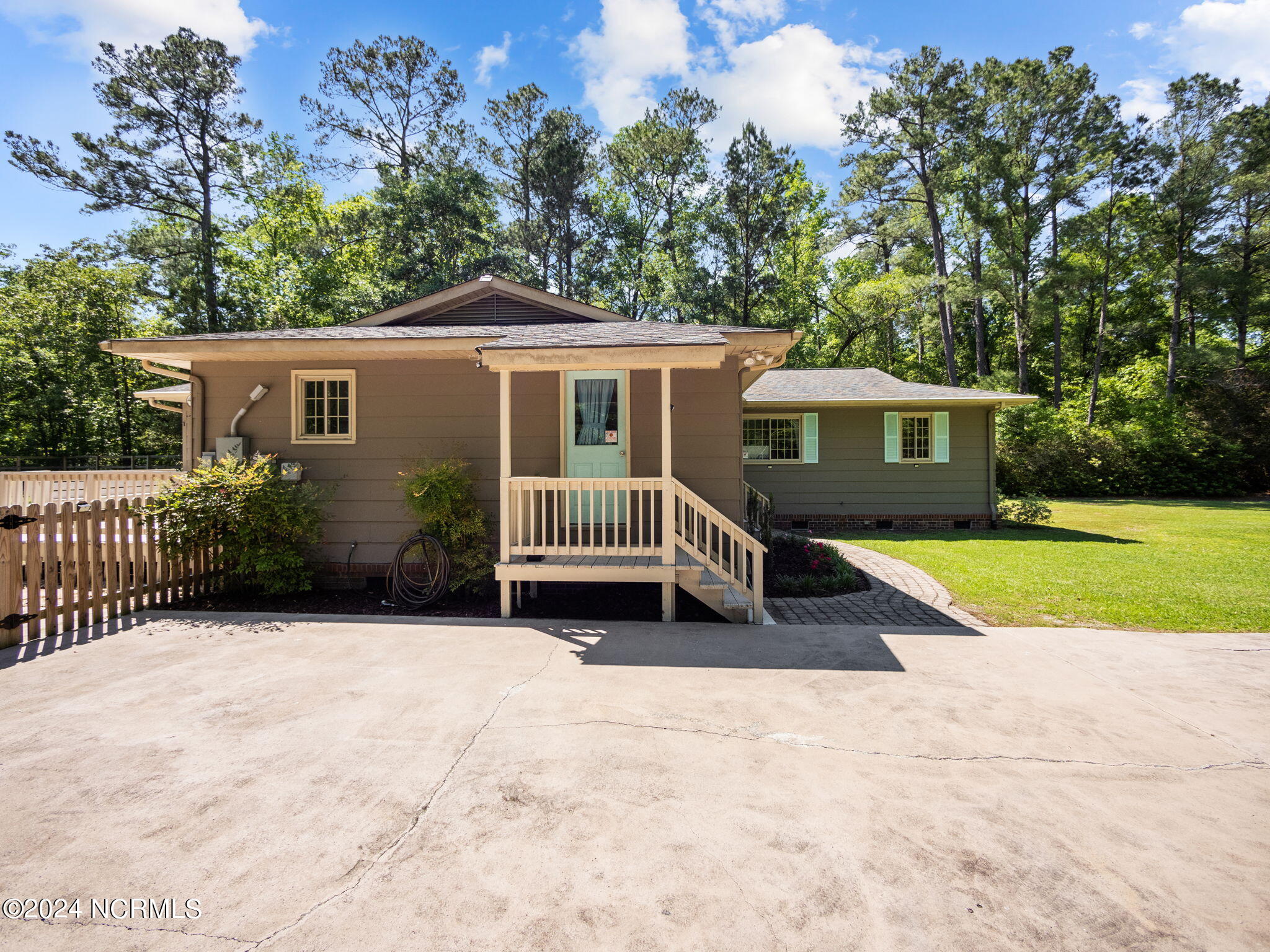 212 Horseshoe Loop Road Burgaw, NC 28425 - Photo 44 of 51 54-web-or-mls-P4249958