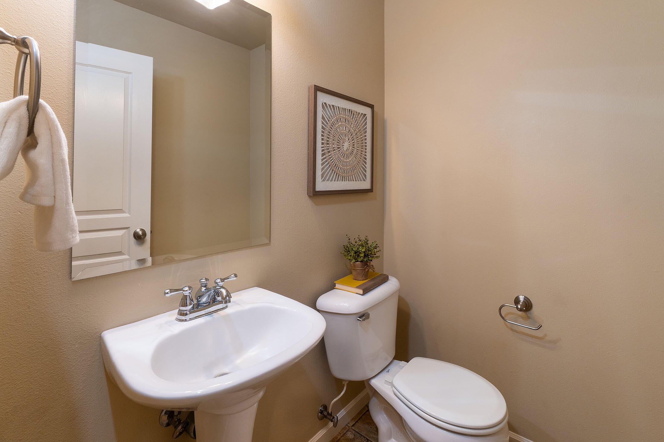 2822 Northwest Elm Avenue Redmond, OR 97756 - Photo 11 of 29 2822 NW Elm Ave_0034 copy