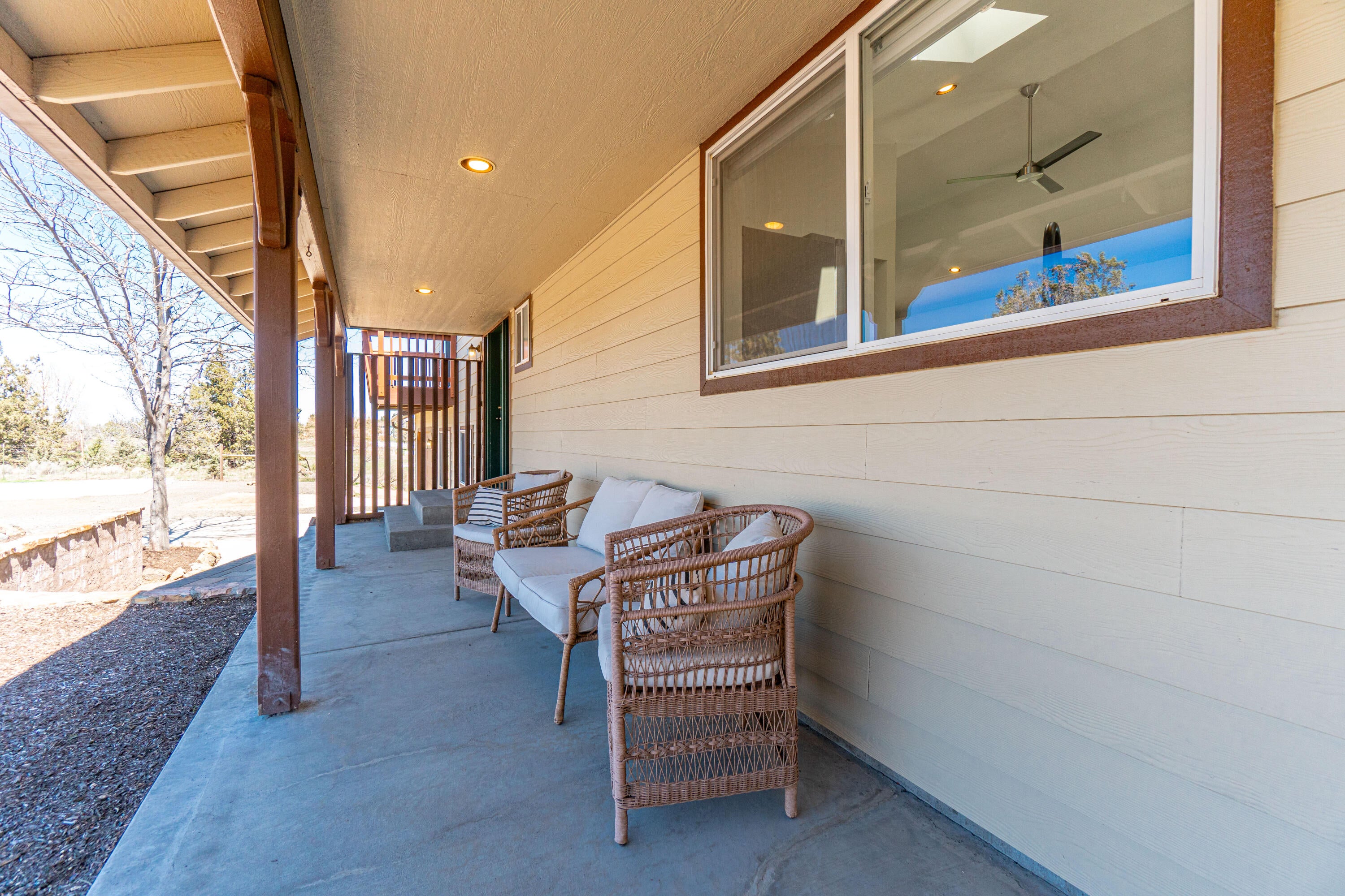 61265 Ward Road Bend, OR 97702 - Photo 7 of 66 2-print-Riley Visuals-69