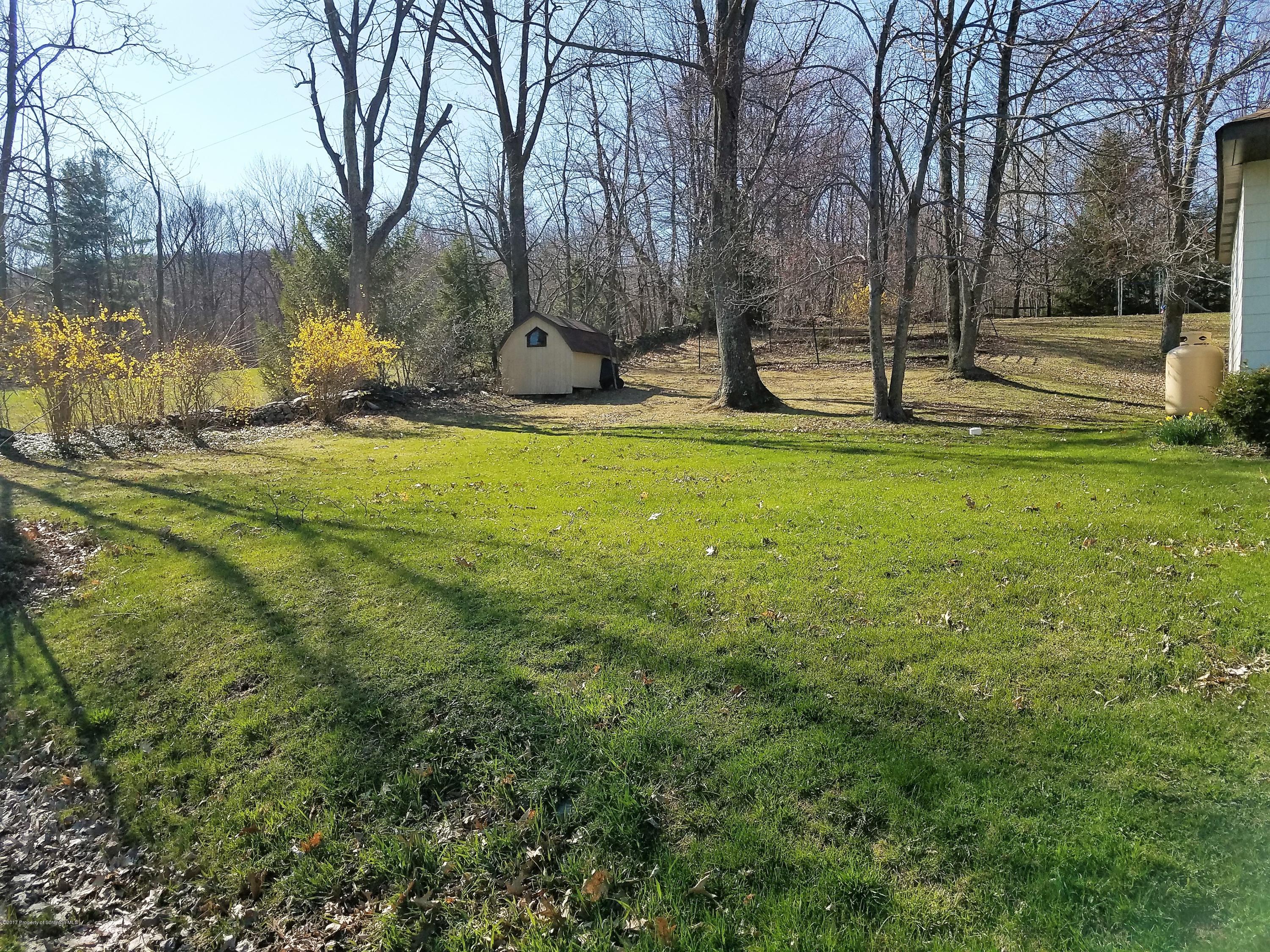 847 Cortez Road Lake Ariel, PA 18436 - Photo 3 of 24 Gallery Image 3