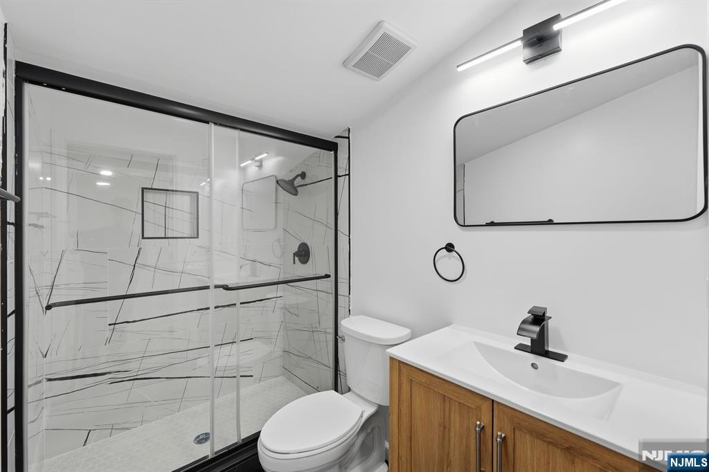 82 Grove Street, Unit 4 Montclair, NJ 07042 - Photo 14 of 16