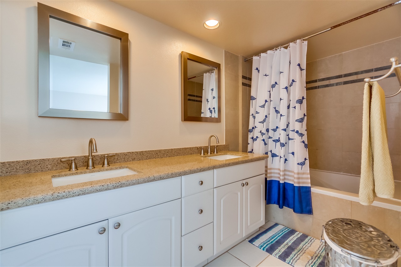 928 Intrepid Court Del Mar, CA 92014 - Photo 16 of 25