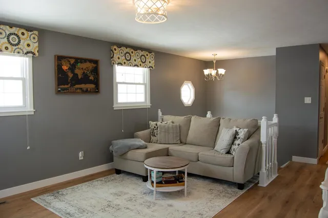 $148,000 | 30 Ridge Ln Drive, Decatur, IL 62521