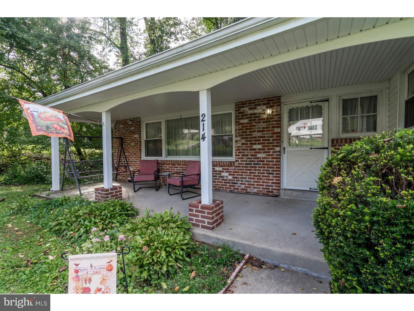214 Foxcroft Road Broomall, PA 19008 - Photo 2 of 17 Gallery Image 2