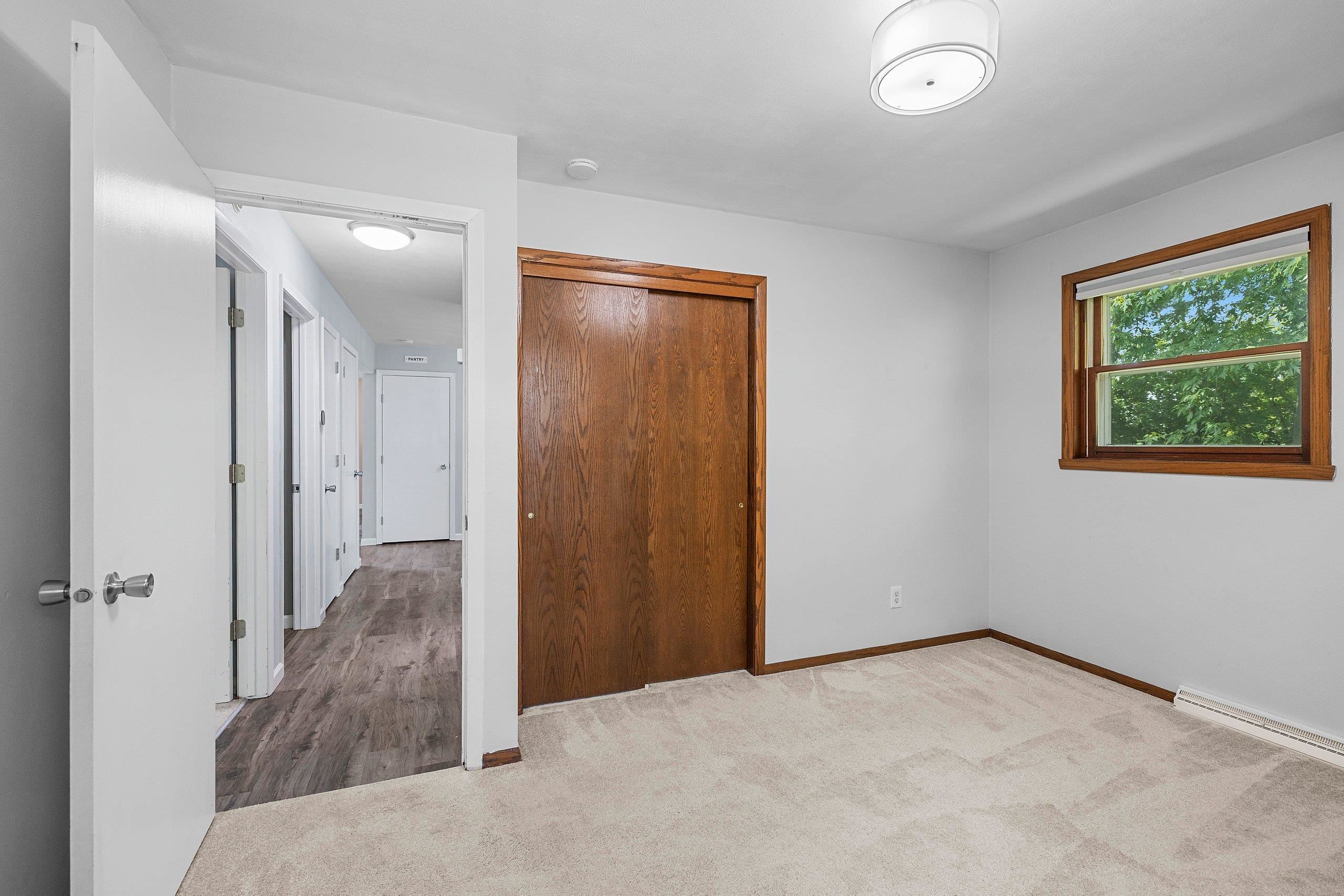 89 Hillock Court Appleton, WI 54914 - Photo 20 of 56