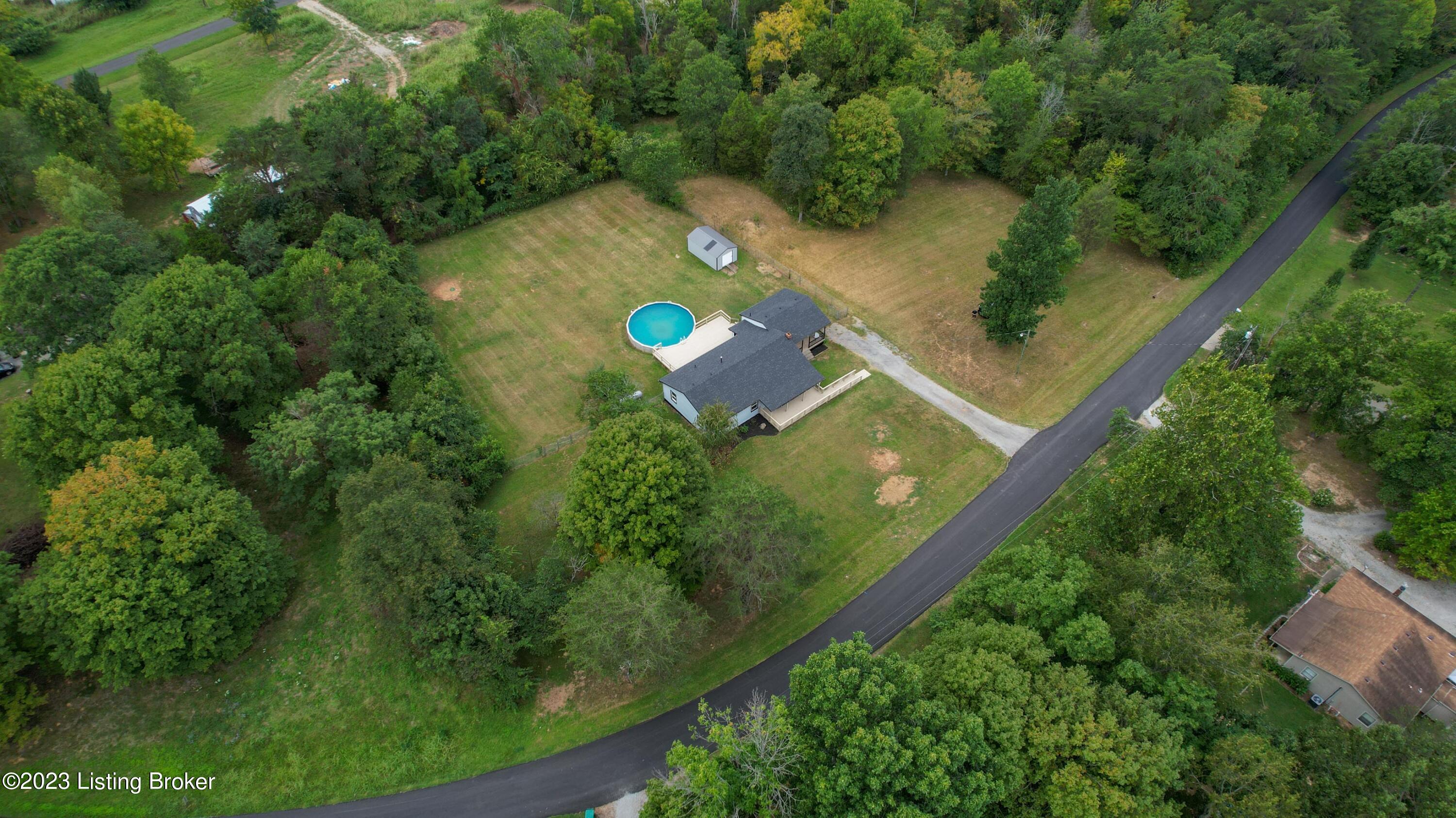 255 East Indian Stone Road Shepherdsville, KY 40165 - Photo 42 of 45 265 E Indian Stone Rd-44