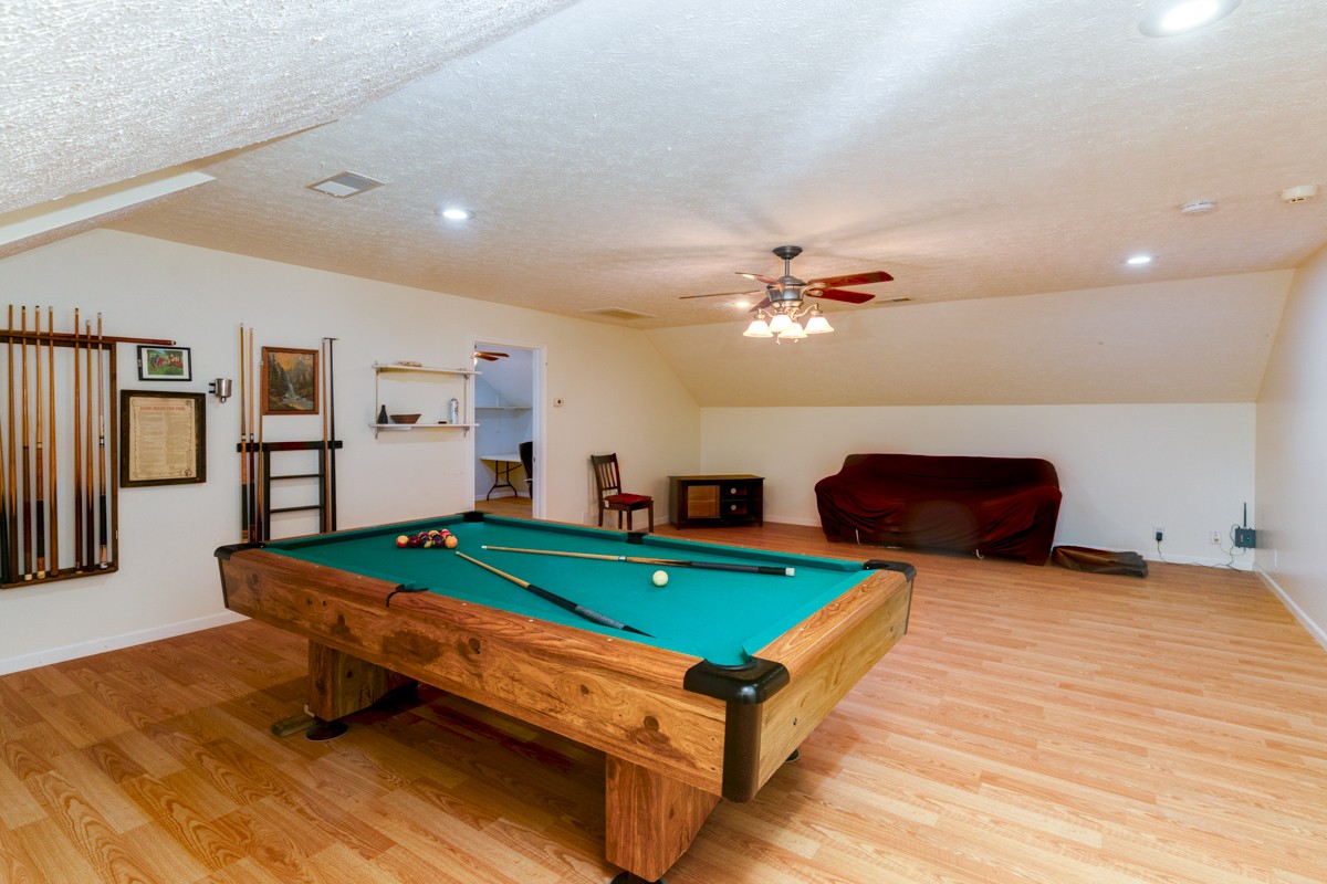 1301 Rogues Fork Road Bethpage, TN 37022 - Photo 28 of 51 a room with pool table and wooden floor