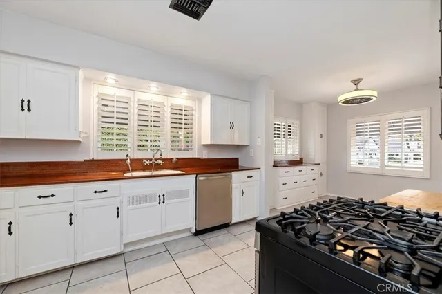 $815,000 | 3630 Castle Reagh Place, Riverside, CA 92506