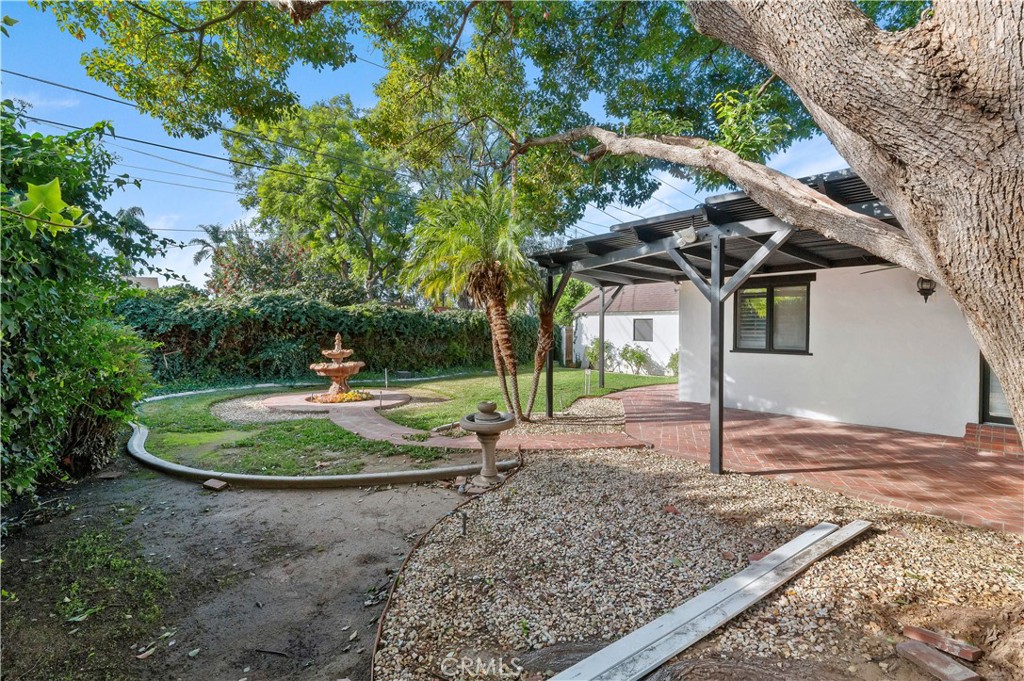 3630 Castle Reagh Place Riverside, CA 92506 - Photo 36 of 37 a backyard of a house with entertaining space