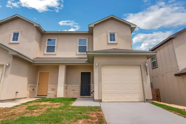 $1,700 | 125 Peruna Drive, Marble Falls, TX 78654