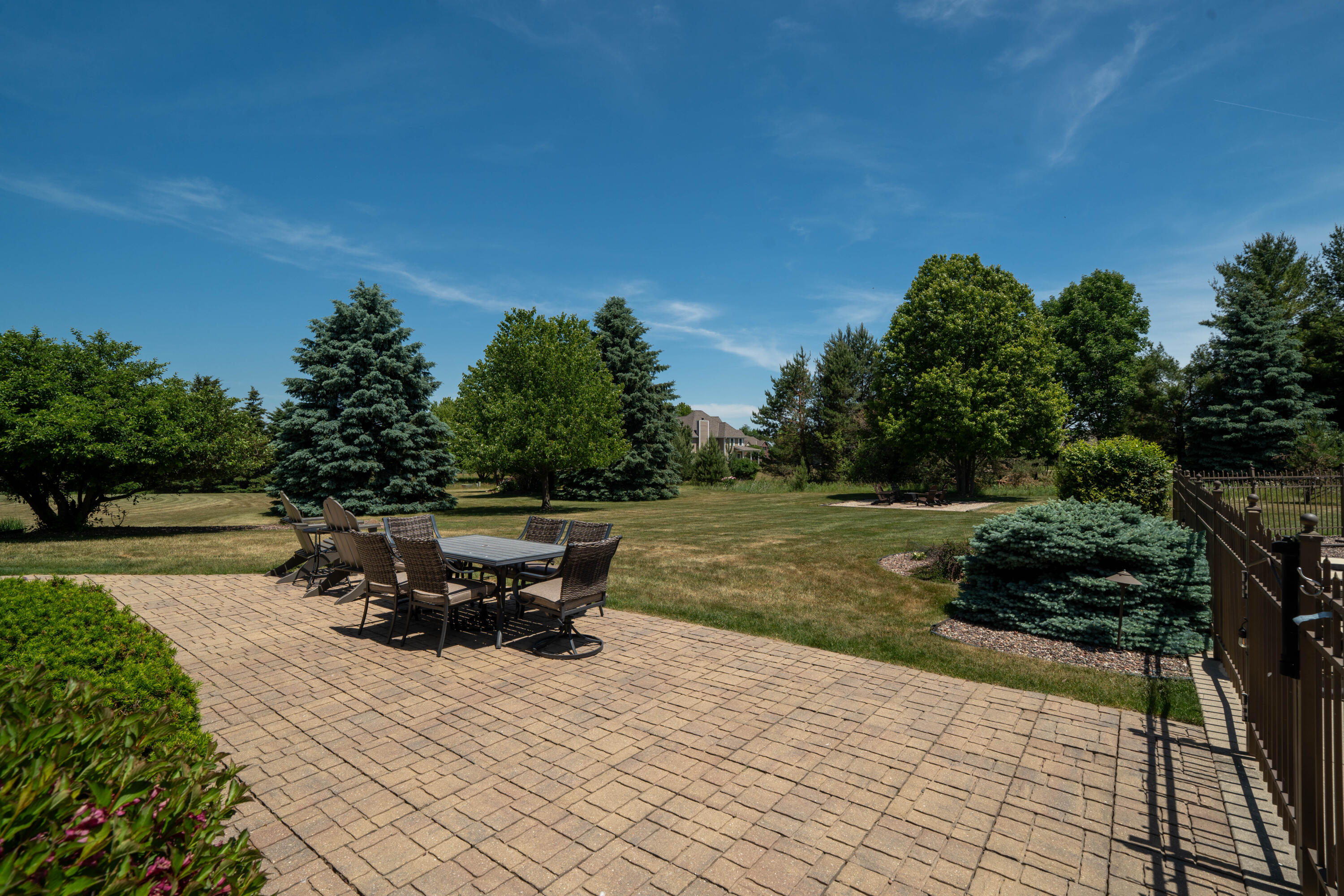 W289N3752 Huntsman Court Delafield, WI 53072 - Photo 84 of 88 DSC07152