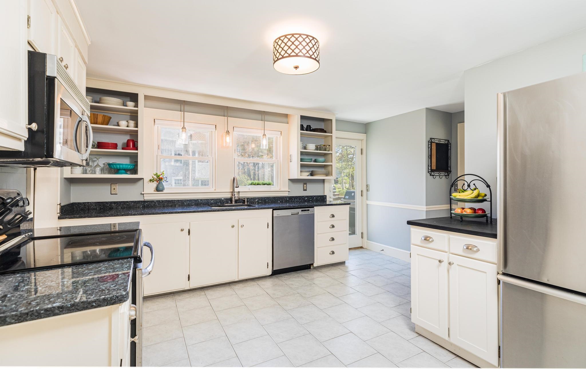 89 Cliff Road Portsmouth, NH 03801 - Photo 21 of 30 Gallery Image 21