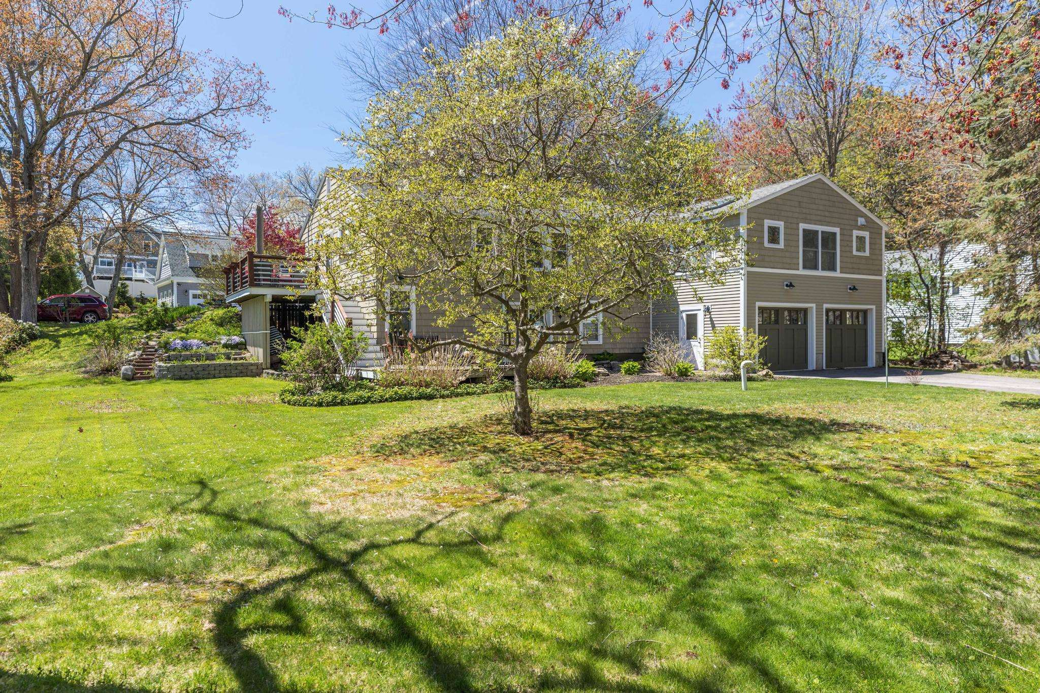 89 Cliff Road Portsmouth, NH 03801 - Photo 5 of 30 Gallery Image 5