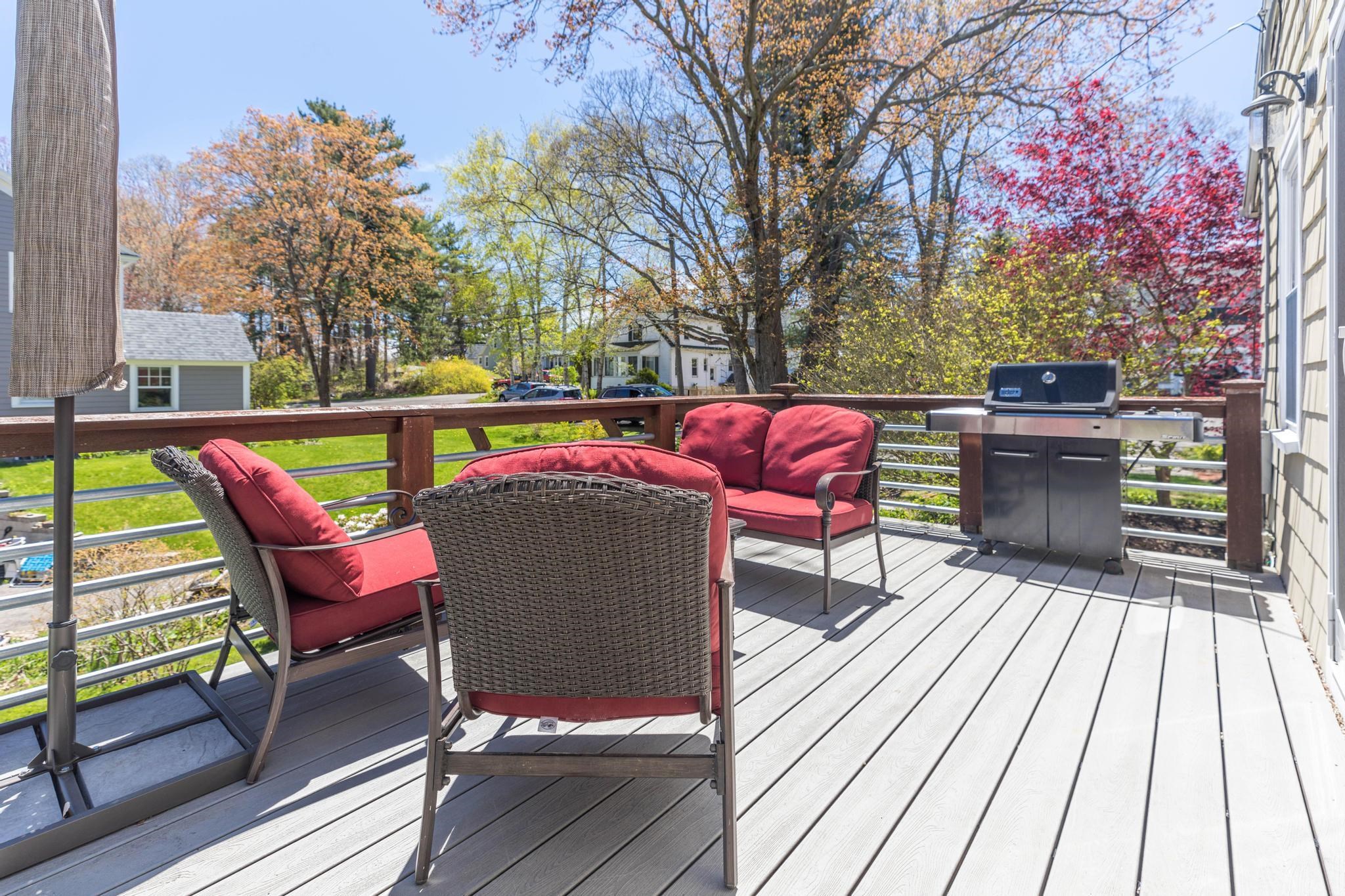 89 Cliff Road Portsmouth, NH 03801 - Photo 9 of 30 Gallery Image 9
