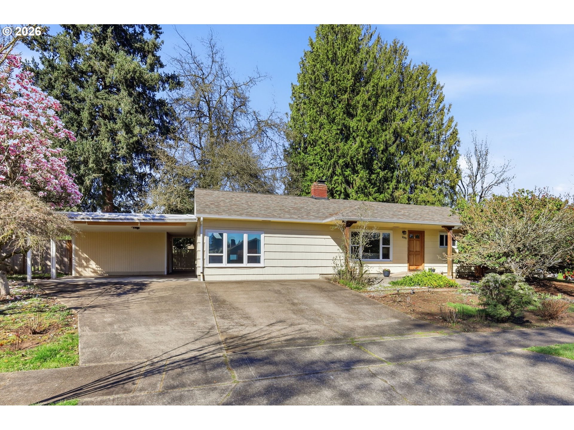 1090 Corydon Street Eugene, OR 97401 - Photo 1 of 47
