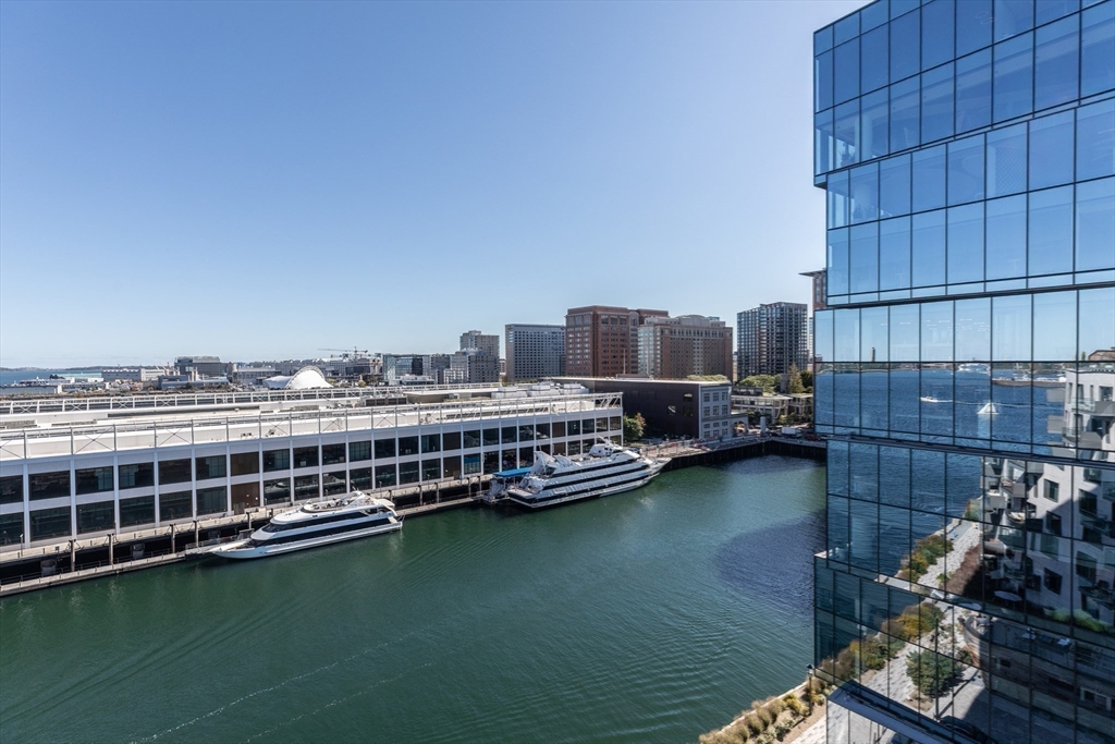 300 Pier 4 Blvd., Unit PHM Boston, MA 02210 - Photo 21 of 34