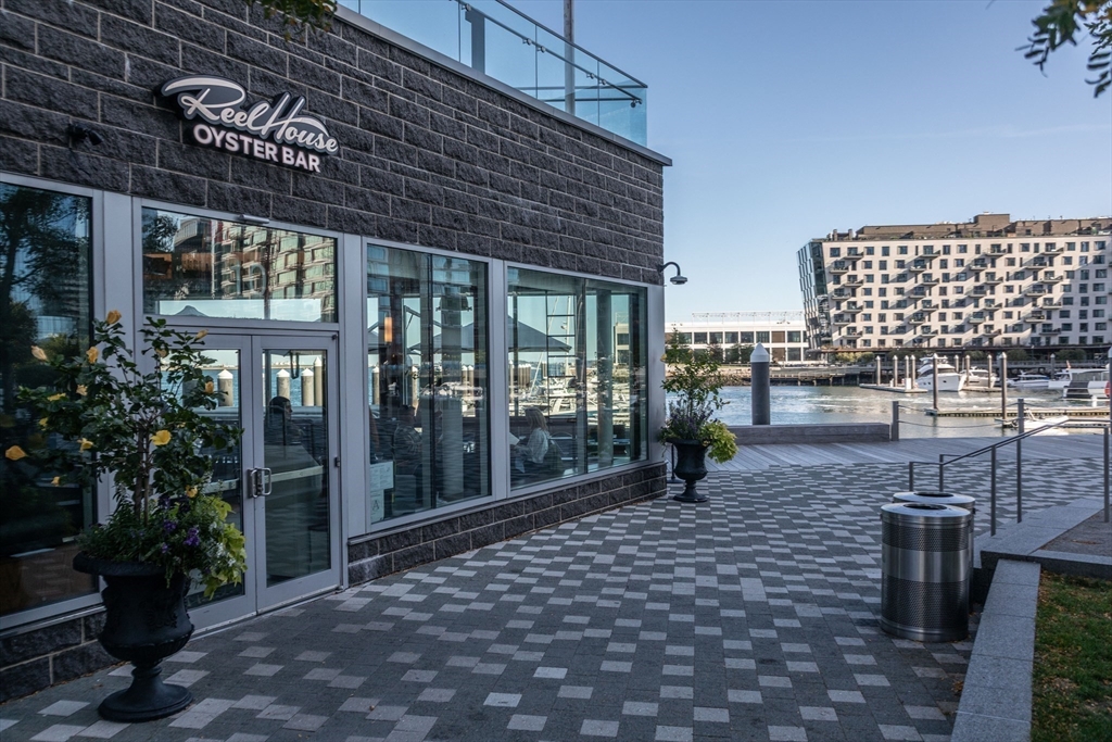 300 Pier 4 Blvd., Unit PHM Boston, MA 02210 - Photo 33 of 34