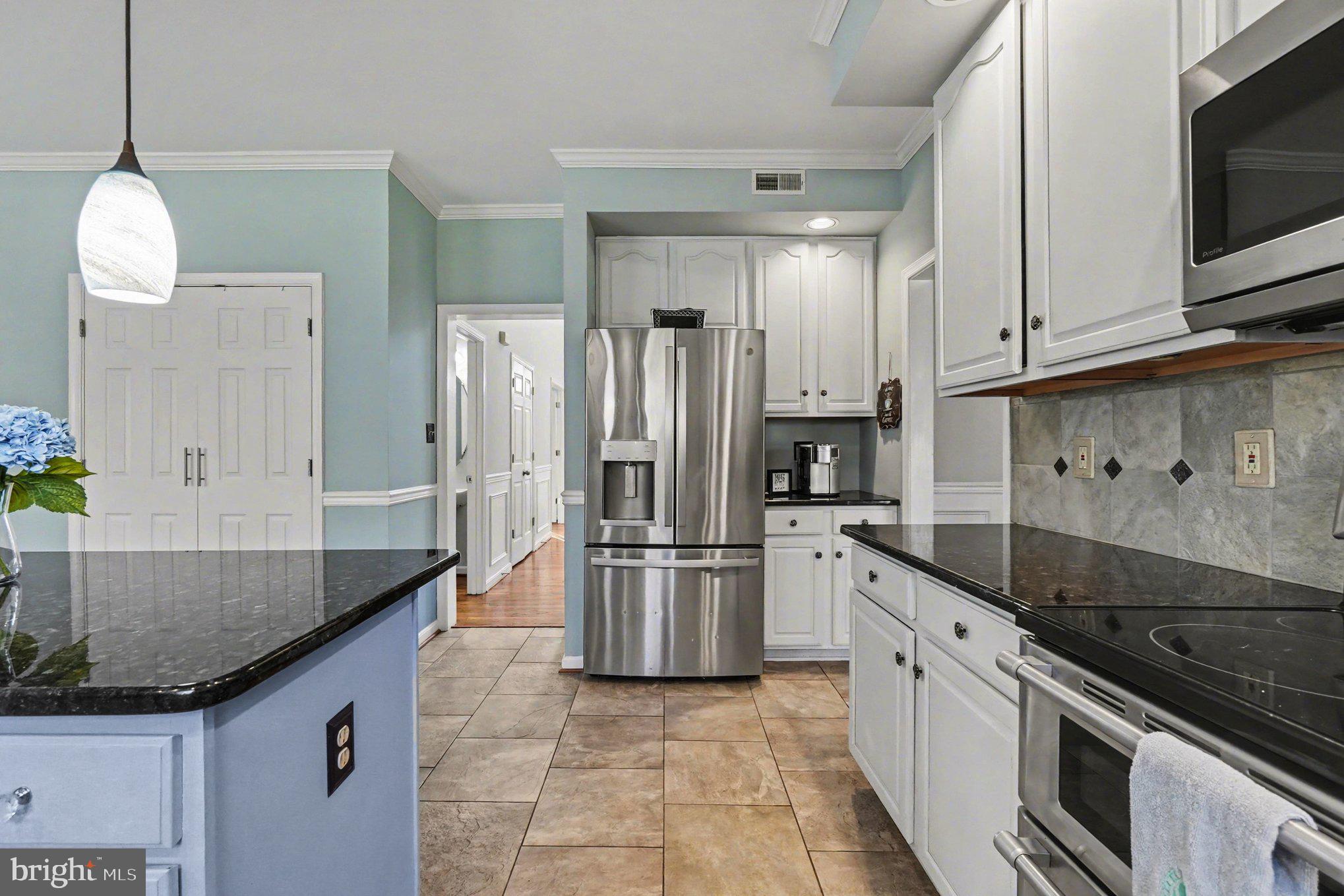 2401 Cabernet Court Fallston, MD 21047 - Photo 5 of 66