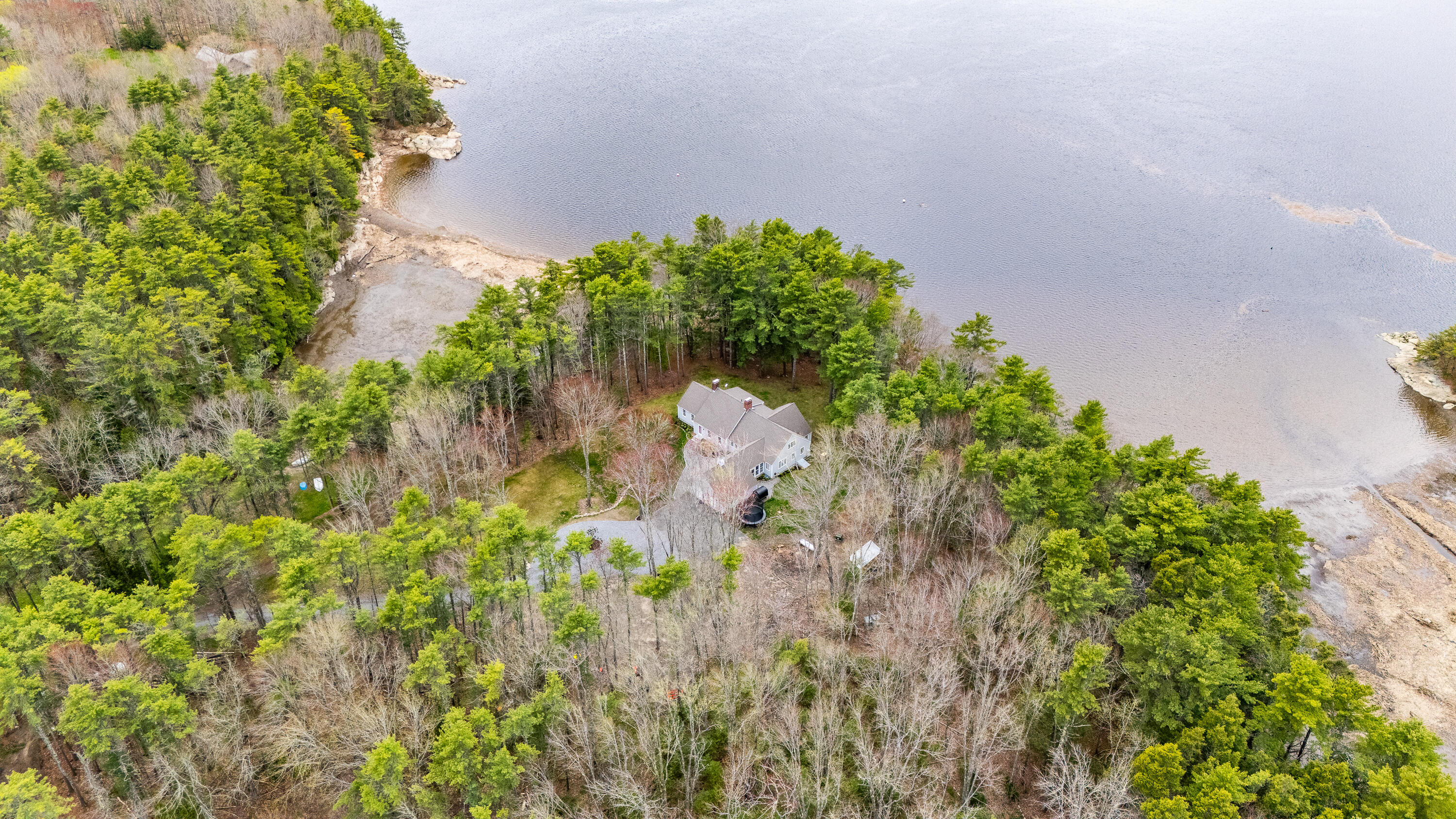 46 Rivers Edge Drive Woolwich, ME 04579 - Photo 2 of 284 46 River Edge Drive Woolwich Maine 002