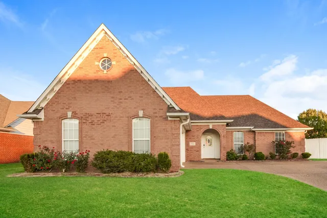 $2,345 | 4462 Alixs Drive, Memphis, TN 38125