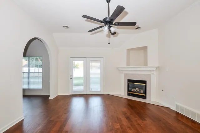 $2,345 | 4462 Alixs Drive, Memphis, TN 38125