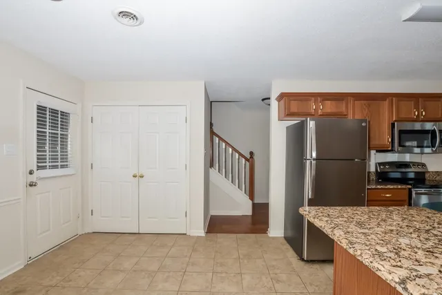 $2,345 | 4462 Alixs Drive, Memphis, TN 38125