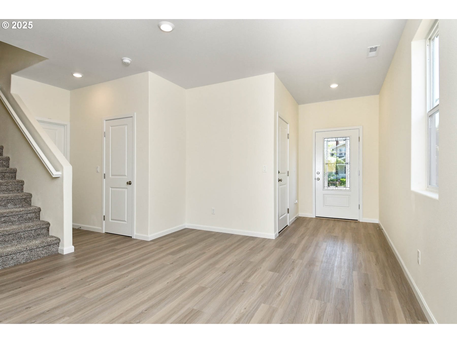 3989 Southwest Duniway Lane Gresham, OR 97080 - Photo 13 of 19 wooden floor in an empty room with wooden floor
