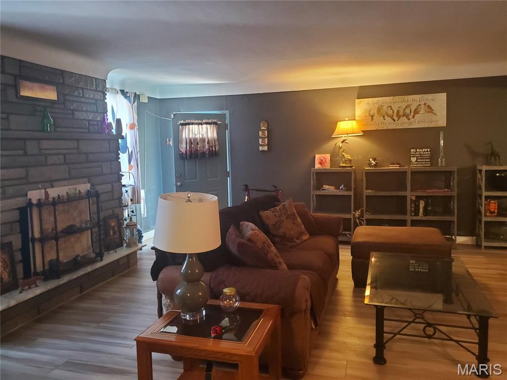 861 Pershing Street East St. Louis, IL 62203 - Photo 7 of 58