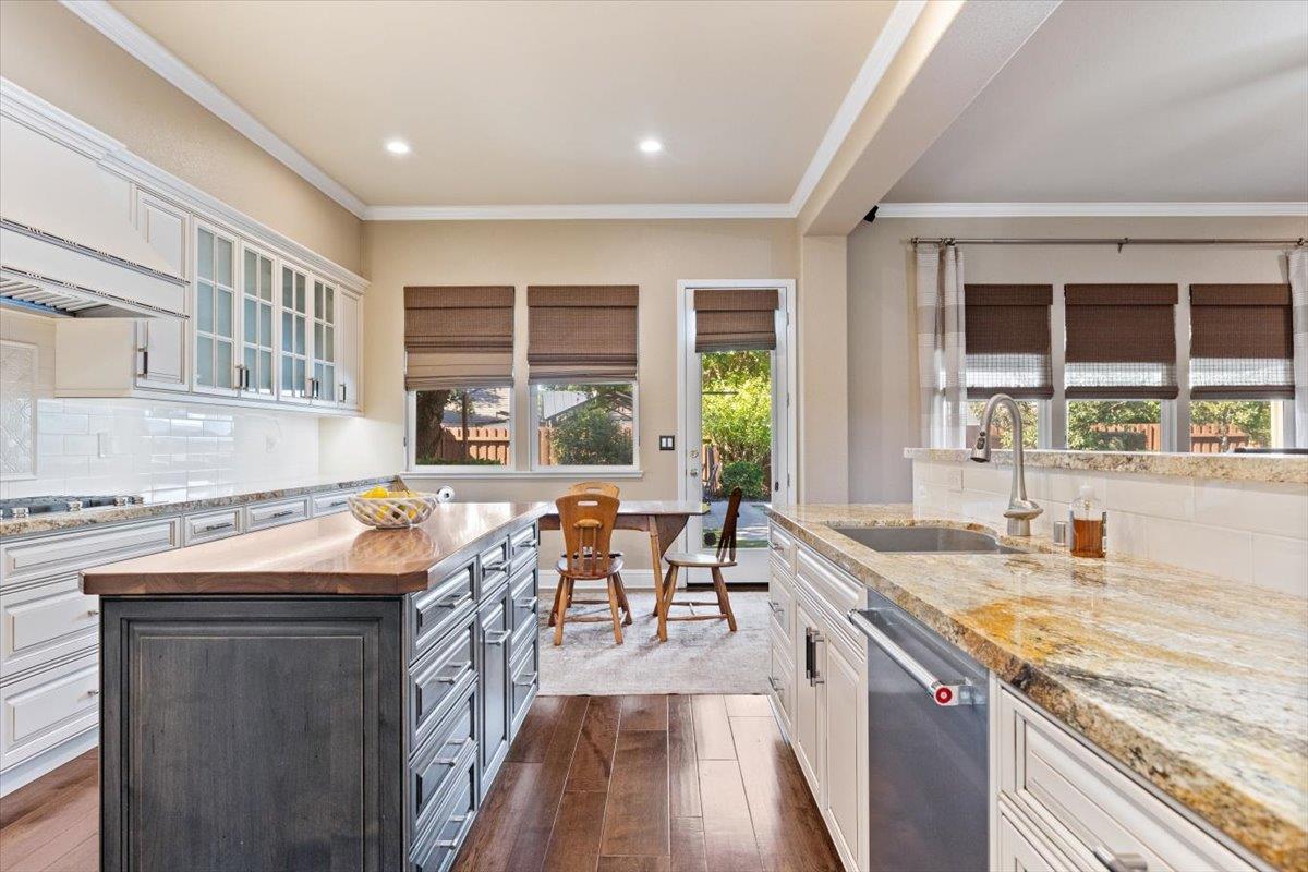 9146 Quail Brook Circle Elk Grove, CA 95624 - Photo 15 of 46