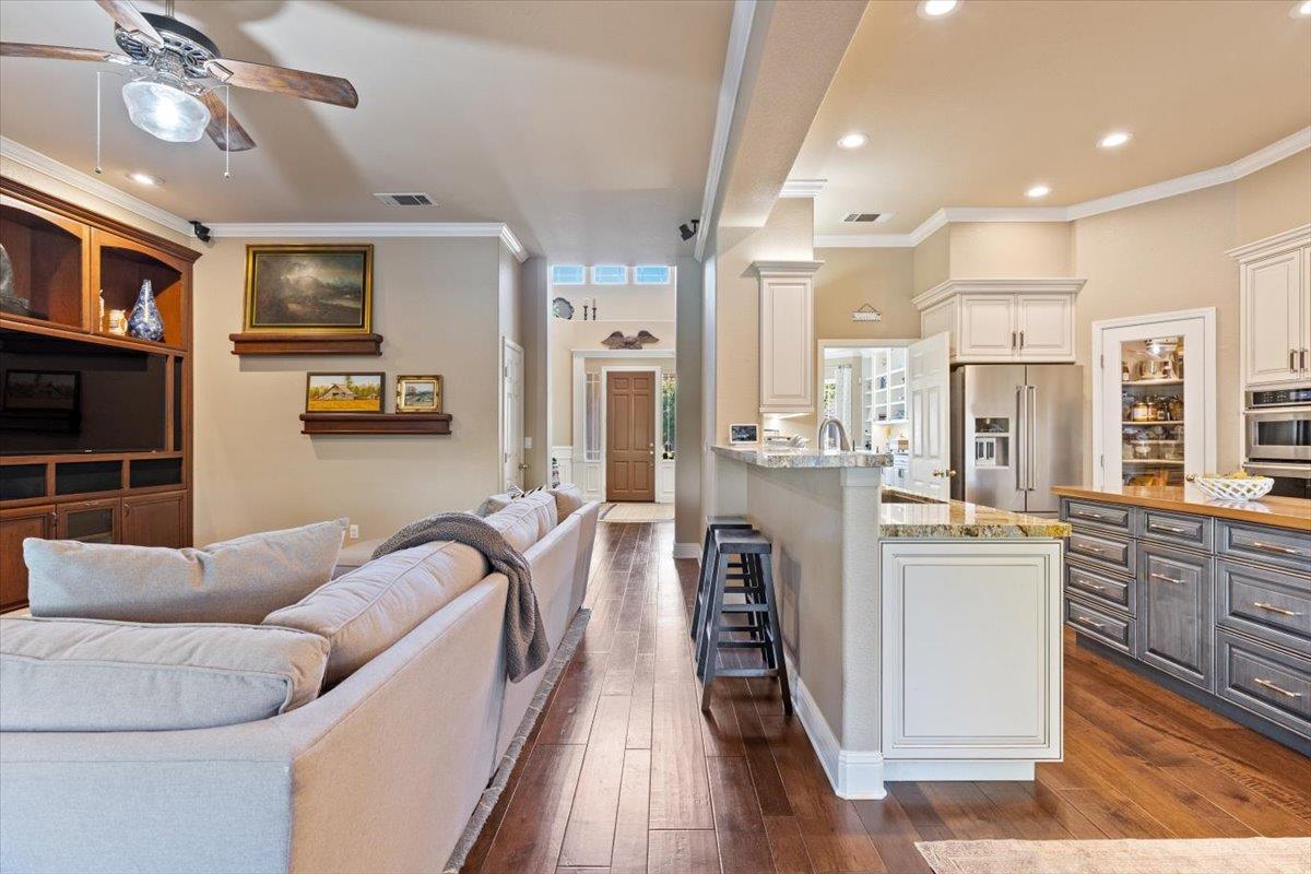 9146 Quail Brook Circle Elk Grove, CA 95624 - Photo 18 of 46