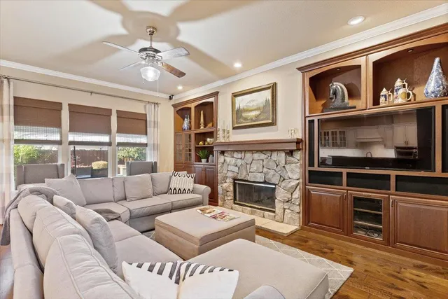 $1,099,000 | 9146 Quail Brook Circle, Elk Grove, CA 95624