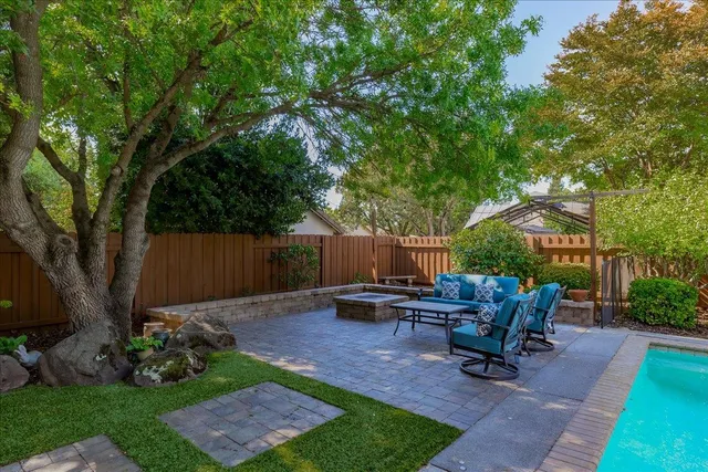 $1,099,000 | 9146 Quail Brook Circle, Elk Grove, CA 95624