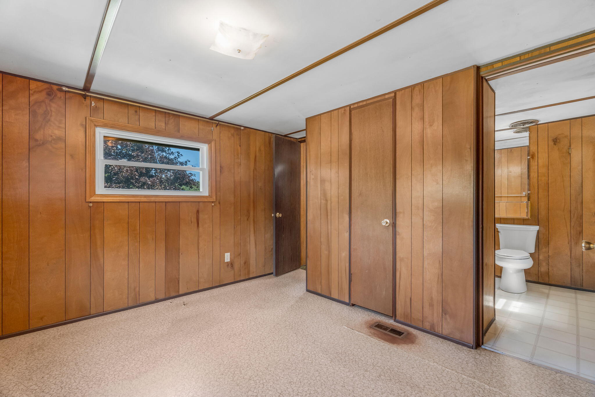 139 East Shore Road Peru, ME 04290 - Photo 26 of 52 3-web-or-mls-139-e-shore-rd