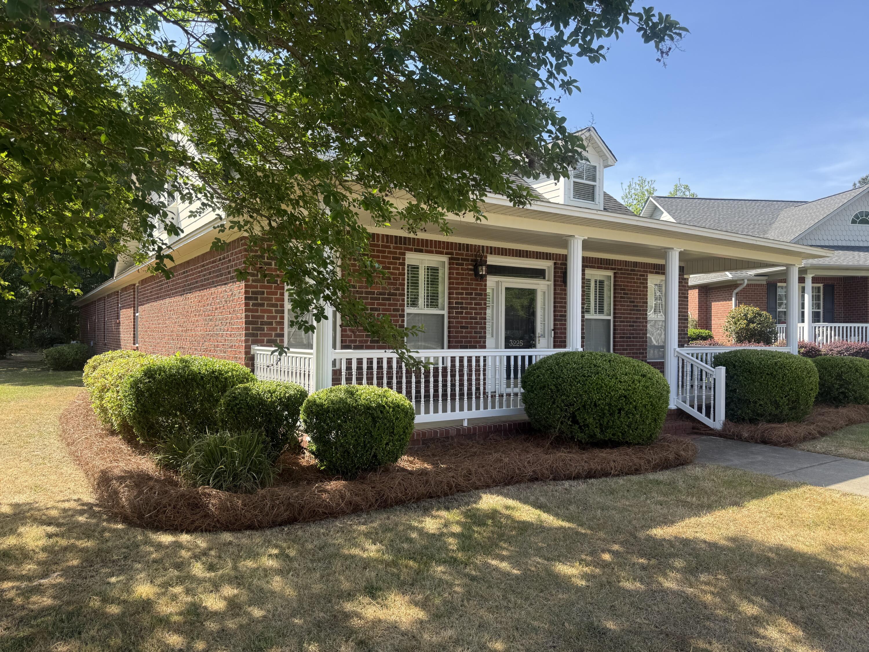 3225 Mayflower Lane Sumter, SC 29150 - Photo 4 of 42 INVITING FRONT PORCH