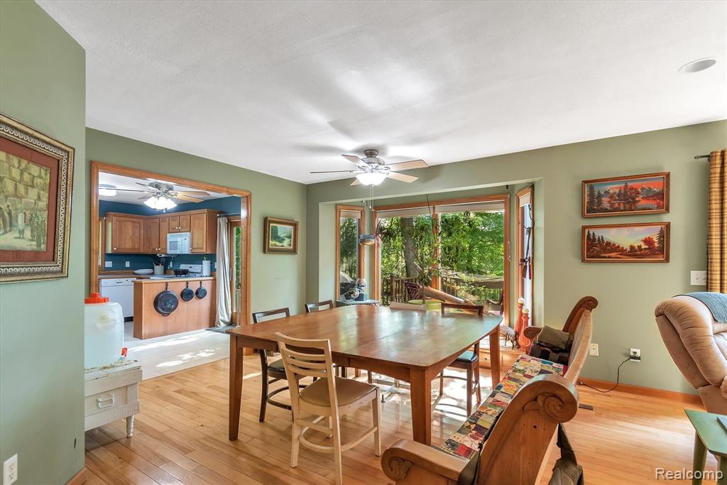 11174 Sharp Road Linden, MI 48451 - Photo 7 of 54