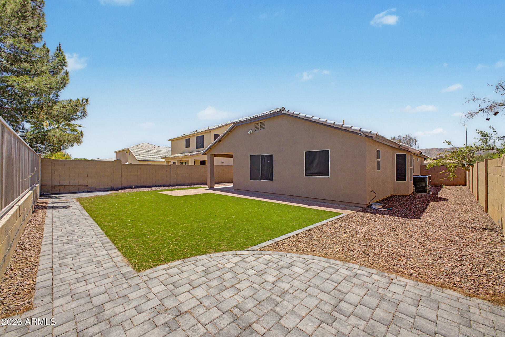 2340 West Apollo Road Phoenix, AZ 85041 - Photo 24 of 26 a view of a back yard of the house