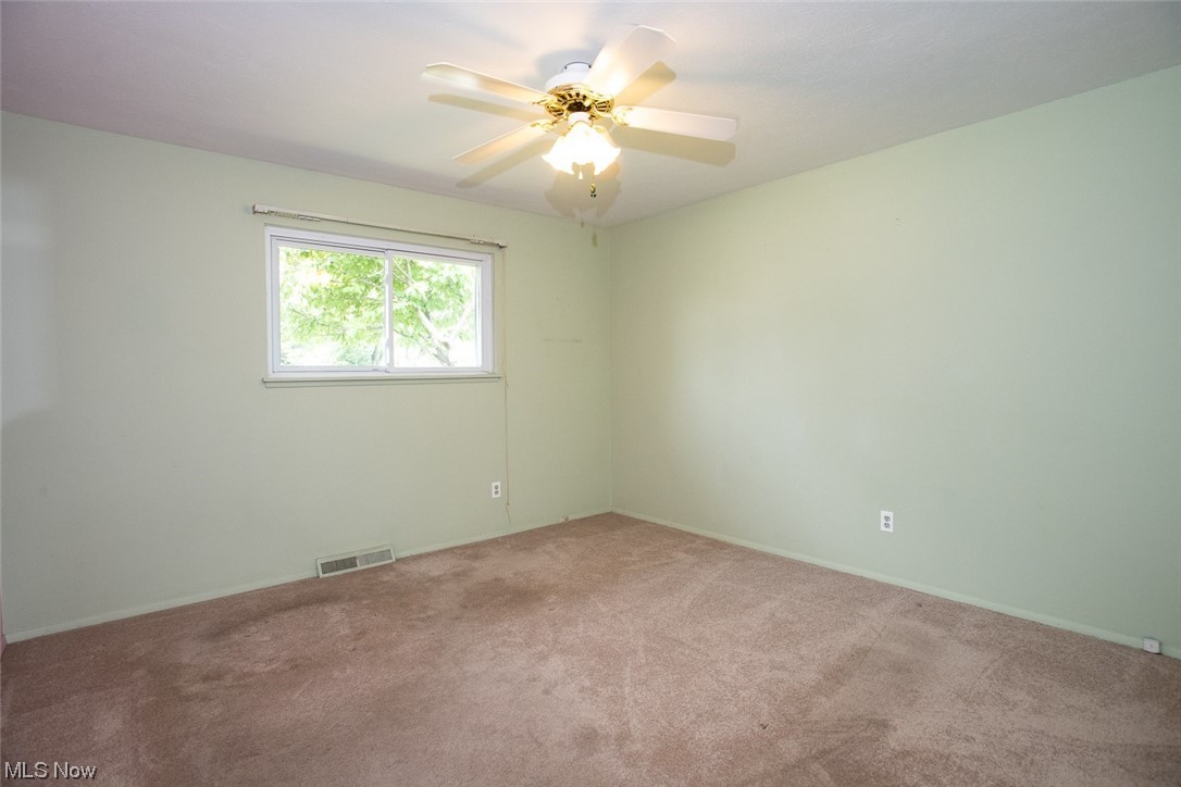 5875 Lear Nagle Road North Ridgeville, OH 44039 - Photo 14 of 34