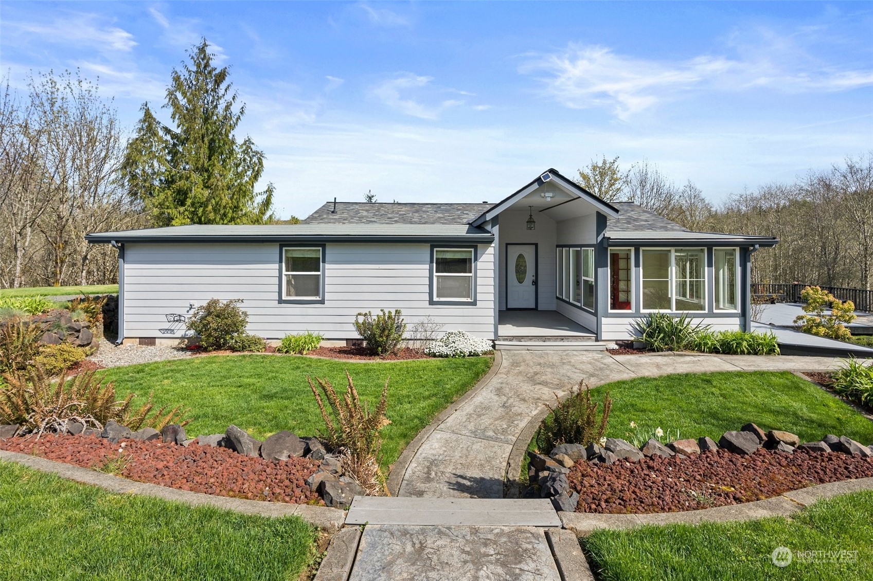 370 Manners Road Rochester, WA 98579 - Photo 2 of 34 front view of a house with a yard