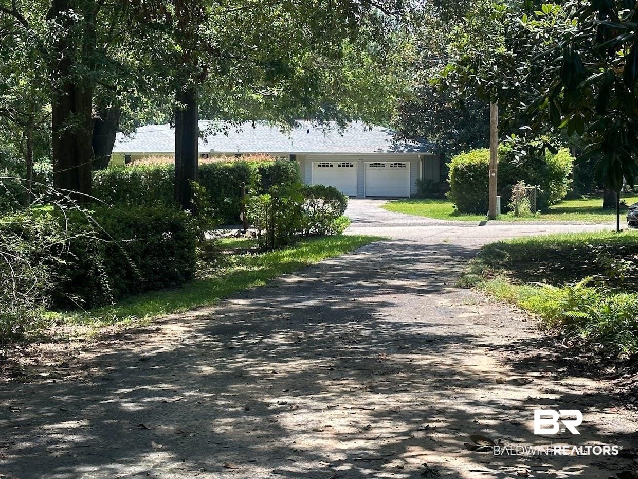 4604 Oak Ridge Road Mobile, AL 36609 - Photo 3 of 19
